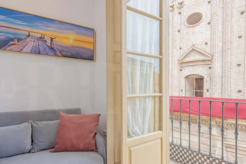 Apartment Penthouse With Private Rooftop - Center By Rems Malaga Spain
